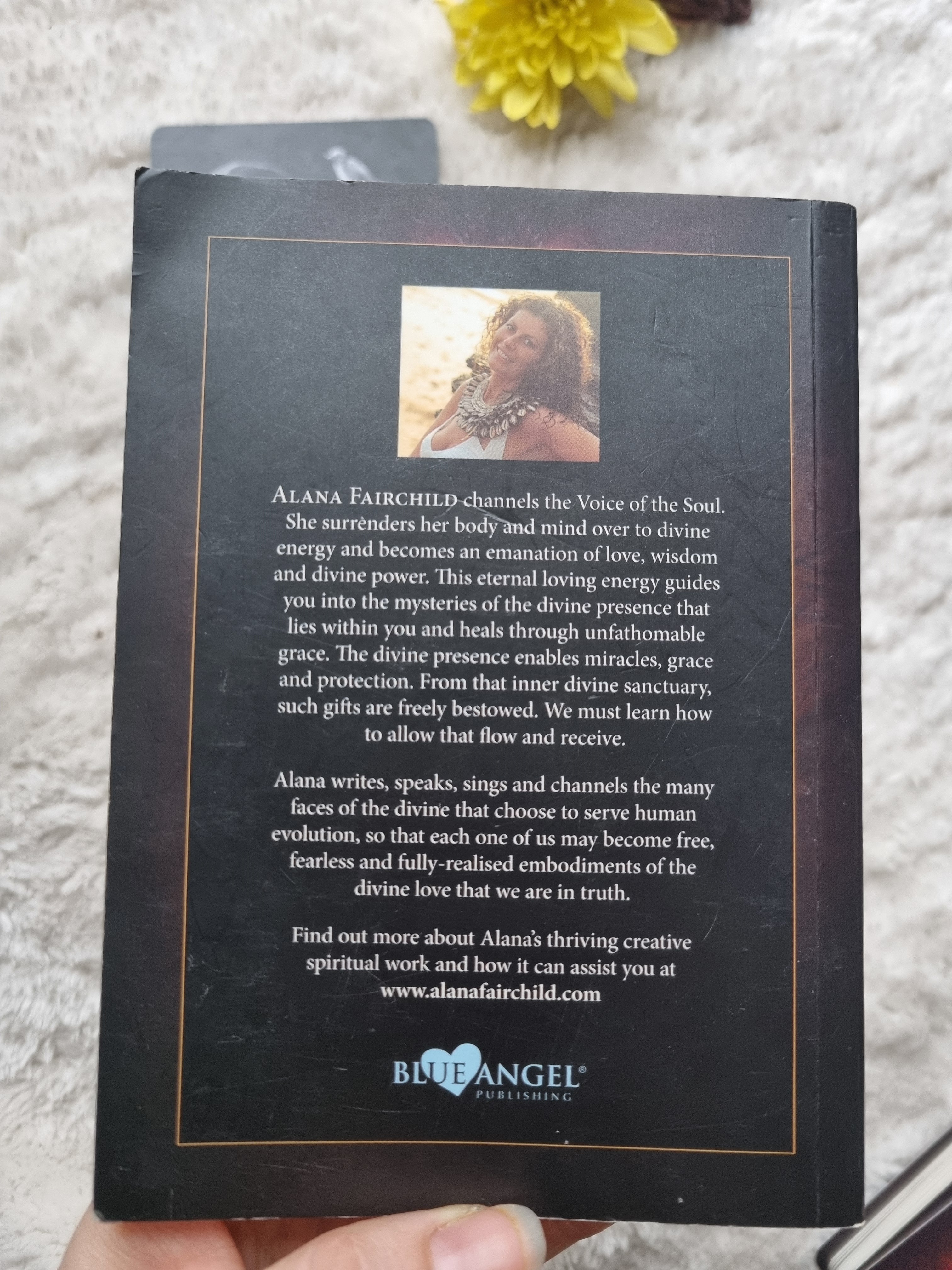 Sacred Rebels Oracle